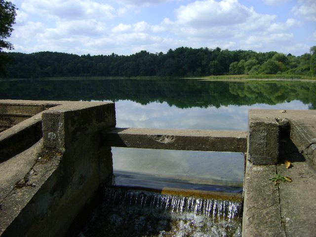 The Dam at Fountain Lake in Portage County is the head waters of Emmons Creek which meanders about 9 miles to where it flows into the Chain O' Lakes on Long Lake in Waupaca County.